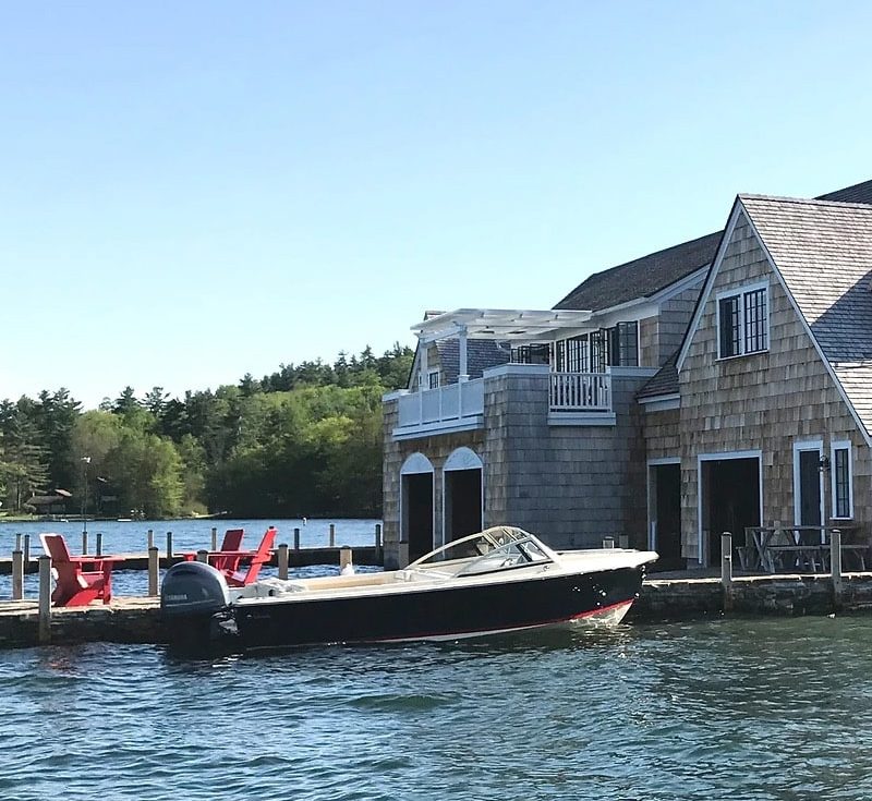 Boat Dealer-Lake George, NY Location